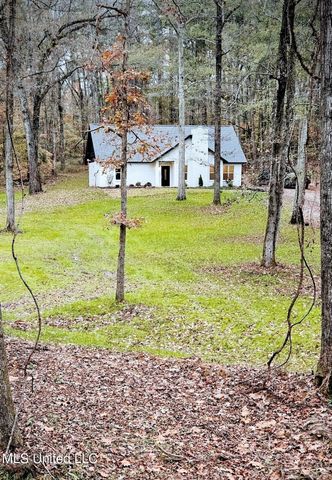 151 E Eagle Ridge Drive, Florence, MS 39073