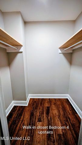 151 E Eagle Ridge Drive, Florence, MS 39073