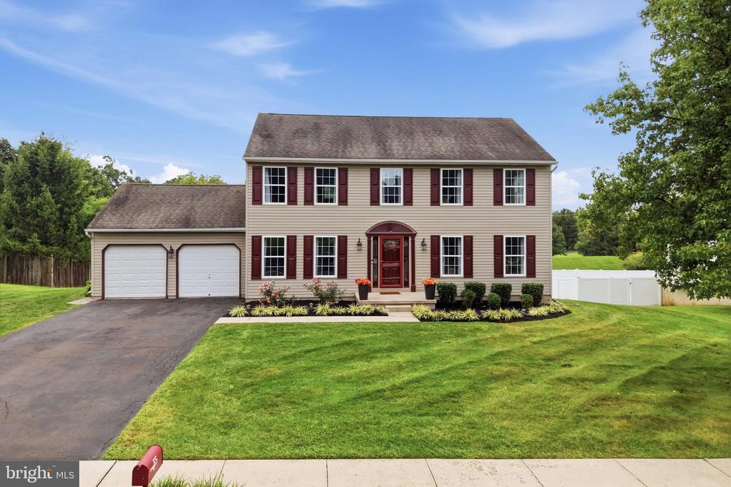 55 AUTUMN LN, ROYERSFORD, PA 19468 — photo 2