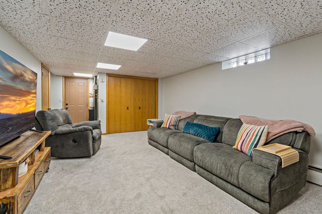 3324 Skycroft Drive, Saint Anthony, MN 55418