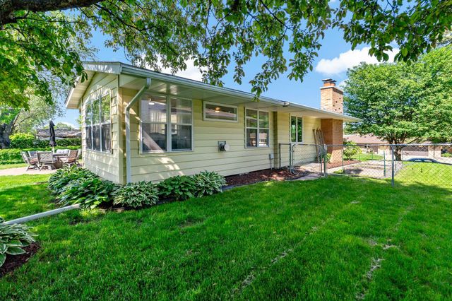 3324 Skycroft Drive, Saint Anthony, MN 55418