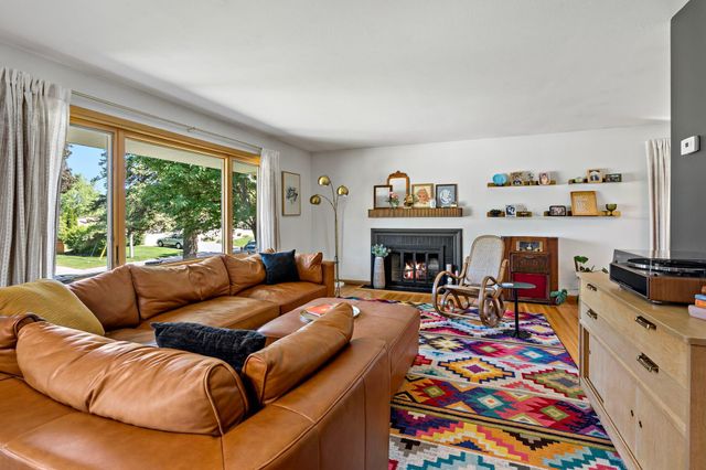 3324 Skycroft Drive, Saint Anthony, MN 55418