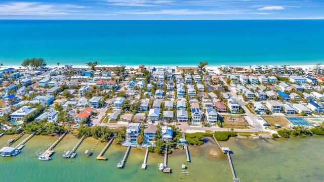 2409 AVENUE B, Bradenton Beach, FL 34217