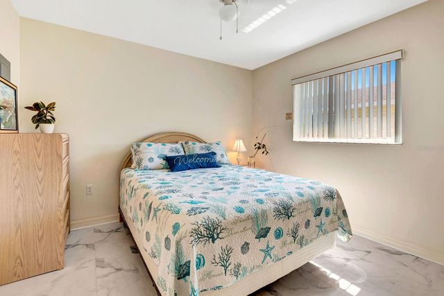 2409 AVENUE B, Bradenton Beach, FL 34217