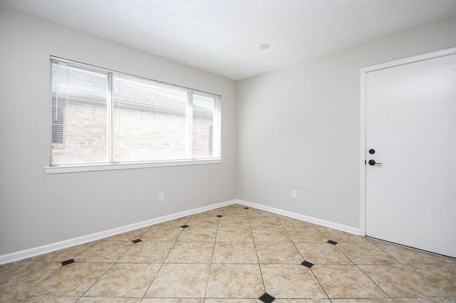 6906 Grant Drive, Richmond, TX 77469