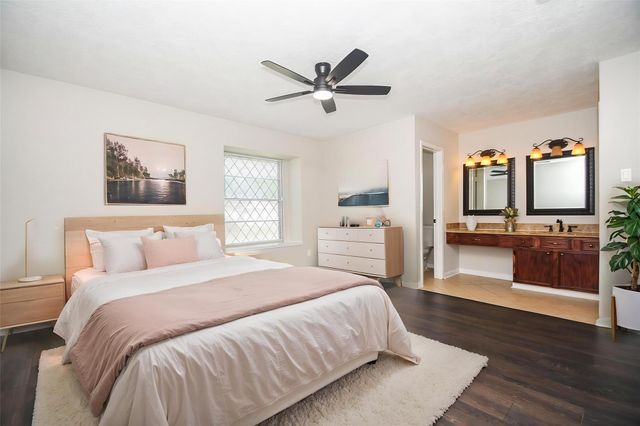 6906 Grant Drive, Richmond, TX 77469