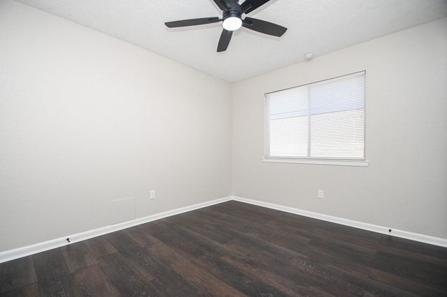 6906 Grant Drive, Richmond, TX 77469