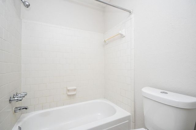 6906 Grant Drive, Richmond, TX 77469