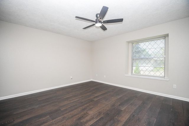 6906 Grant Drive, Richmond, TX 77469