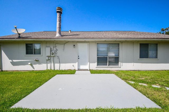 6906 Grant Drive, Richmond, TX 77469