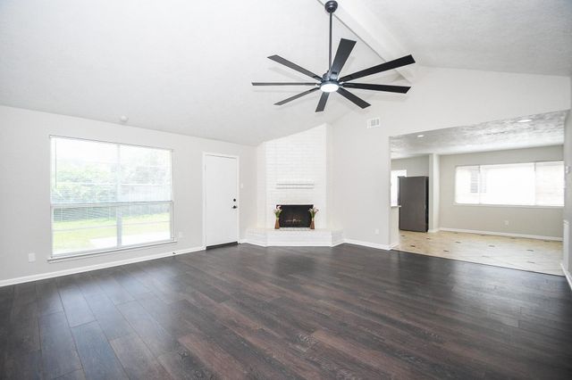 6906 Grant Drive, Richmond, TX 77469