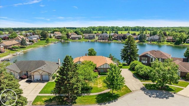 3286 Sandy Pt. Drive, Shelby Twp, MI 48316