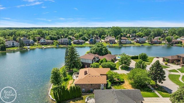 3286 Sandy Pt. Drive, Shelby Twp, MI 48316