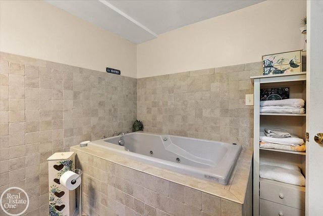 3286 Sandy Pt. Drive, Shelby Twp, MI 48316