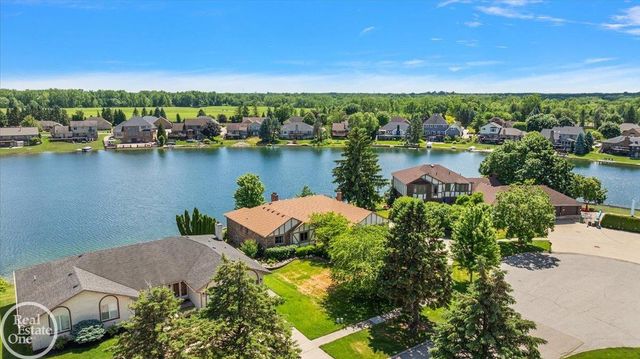 3286 Sandy Pt. Drive, Shelby Twp, MI 48316