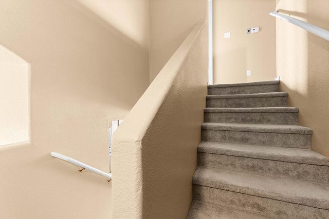 428 Peaceful Meadows Drive NE, Rio Rancho, NM 87144