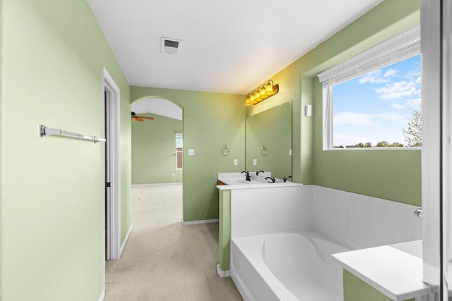 428 Peaceful Meadows Drive NE, Rio Rancho, NM 87144