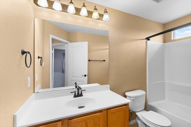 428 Peaceful Meadows Drive NE, Rio Rancho, NM 87144