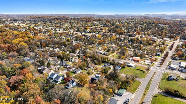 923 Turner St, Knoxville, TN 37917