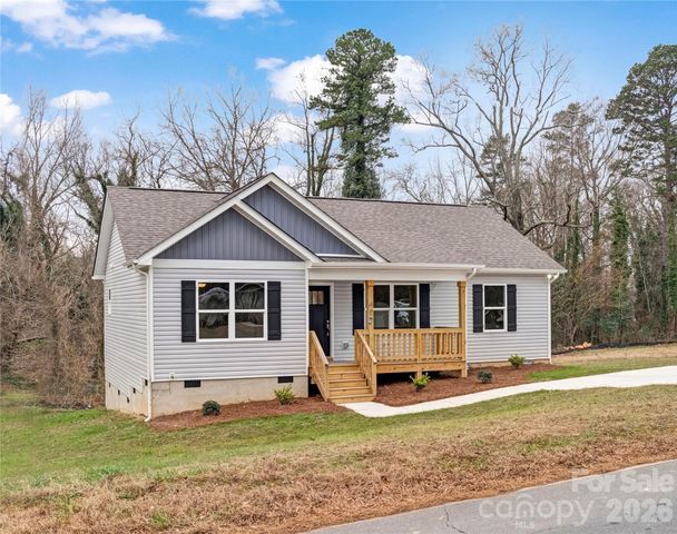 407 Queens Road, Gastonia, NC 28052