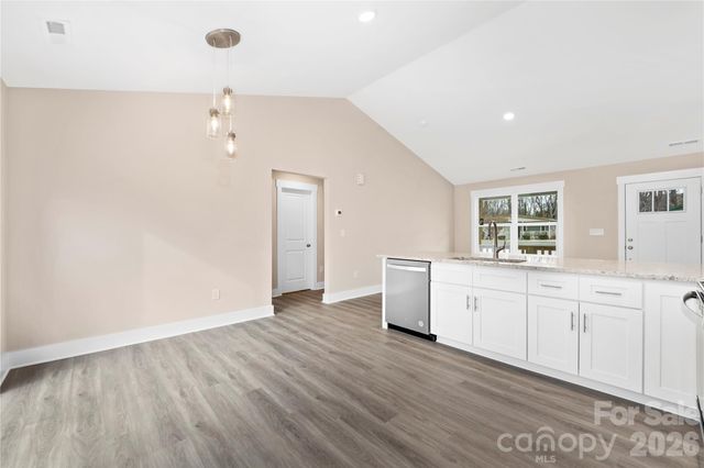 407 Queens Road, Gastonia, NC 28052