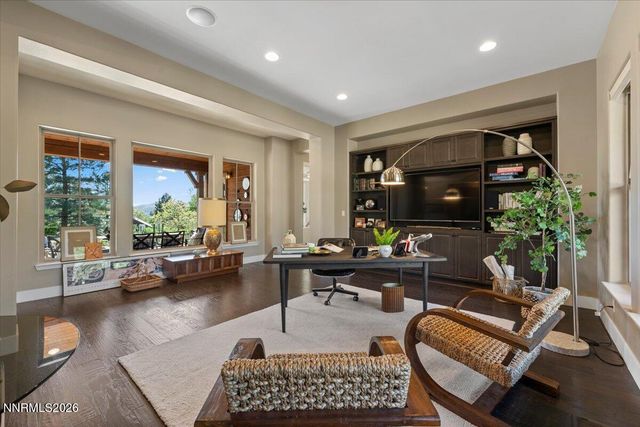 5700 Nordend Way, Reno, NV 89511