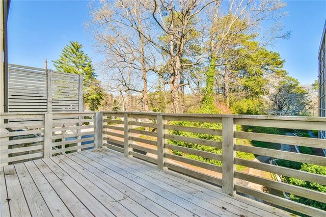 5858 Westin Road, Sandy Springs, GA 30328