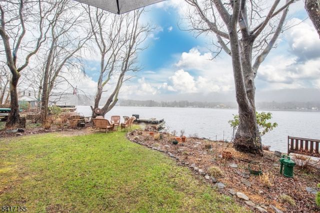 239 E Shore Lake Owassa Rd, Frankford Twp., NJ 07860