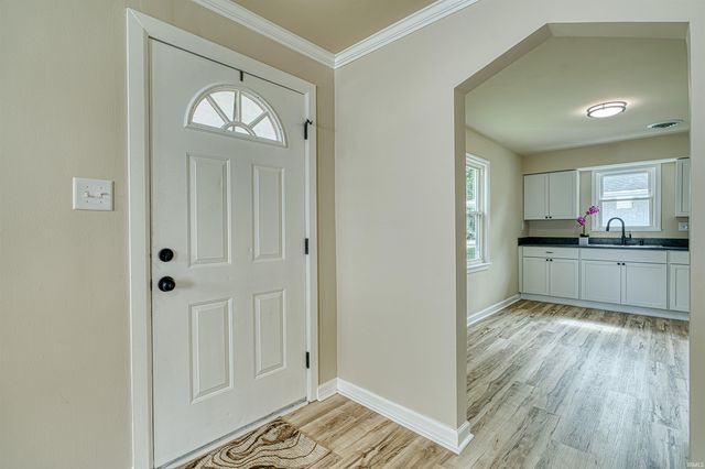 2229 Kathleen Avenue, Evansville, IN 47714