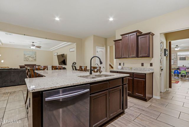 14929 TED BANKS Avenue, El Paso, TX 79938