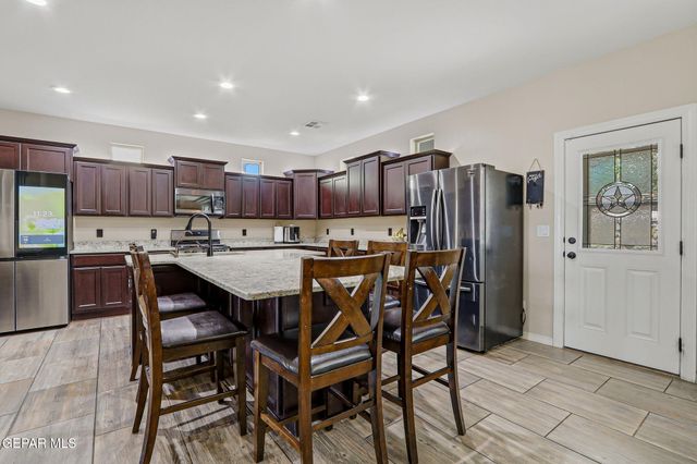 14929 TED BANKS Avenue, El Paso, TX 79938