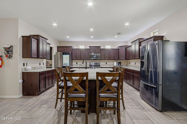 14929 TED BANKS Avenue, El Paso, TX 79938