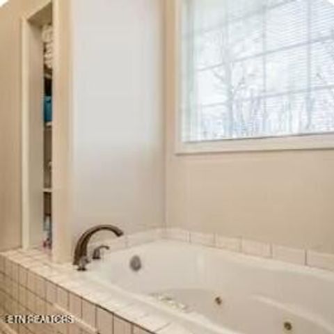 1565 Vista Drive, Monterey, TN 38574