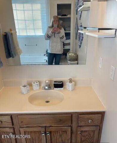 1565 Vista Drive, Monterey, TN 38574