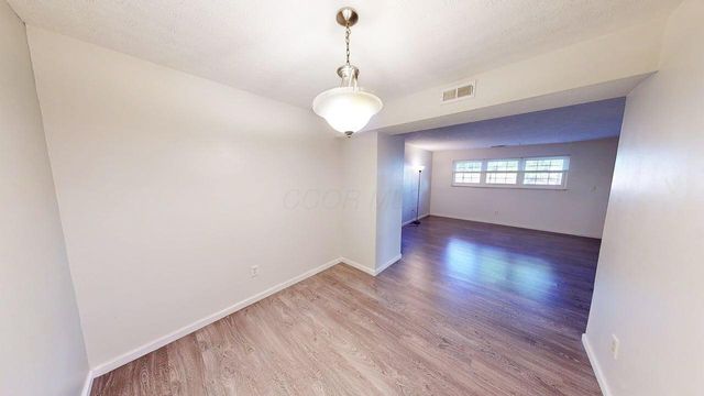 5285 Portland Street, 104, Columbus, OH 43235