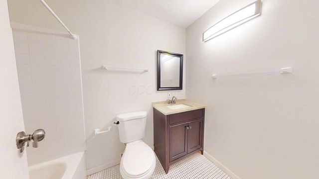 5285 Portland Street, 104, Columbus, OH 43235