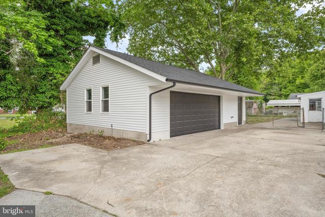 66 NEW JERSEY AVE, Pennsville, NJ 08070