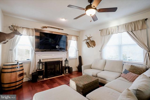 2747 TIMBER RIDGE RD, Capon Bridge, WV 26711