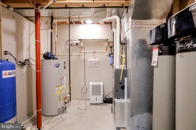 2747 TIMBER RIDGE RD, Capon Bridge, WV 26711