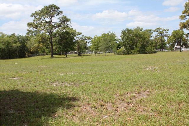 8225 WAKEFORD ROAD, Lake Wales, FL 33898