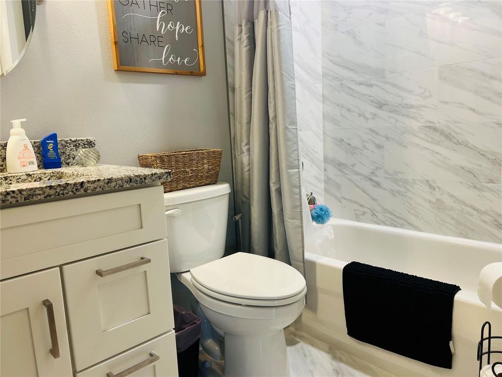 Image 26 of property listing at 8225 WAKEFORD ROAD, Lake Wales, FL 33898