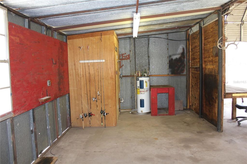 Image 70 of property listing at 8225 WAKEFORD ROAD, Lake Wales, FL 33898