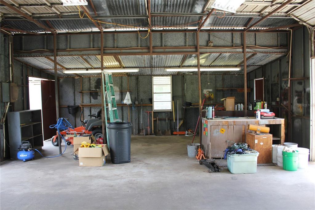 Image 73 of property listing at 8225 WAKEFORD ROAD, Lake Wales, FL 33898