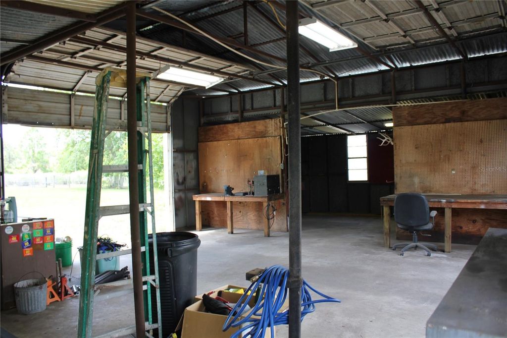 Image 75 of property listing at 8225 WAKEFORD ROAD, Lake Wales, FL 33898