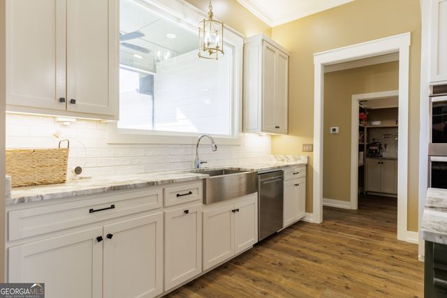 3778 BEAR LAKE Road, Valdosta, GA 31601