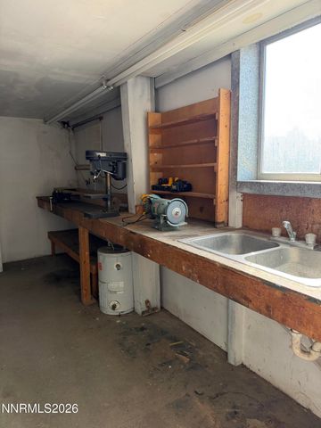 6 Ketten Road, Tonopah, NV 89049