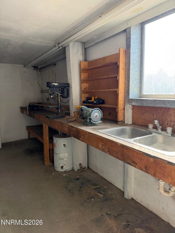 Image 41 of property listing at 6 Ketten Road, Tonopah, NV 89049