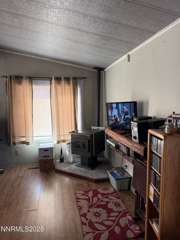 Image 6 of property listing at 6 Ketten Road, Tonopah, NV 89049