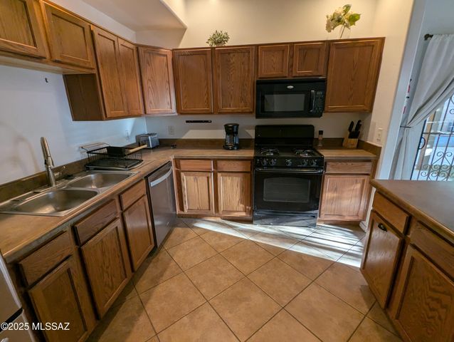 4191 N Fortune Loop, Tucson, AZ 85719