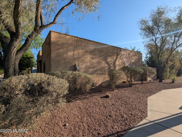 4191 N Fortune Loop, Tucson, AZ 85719